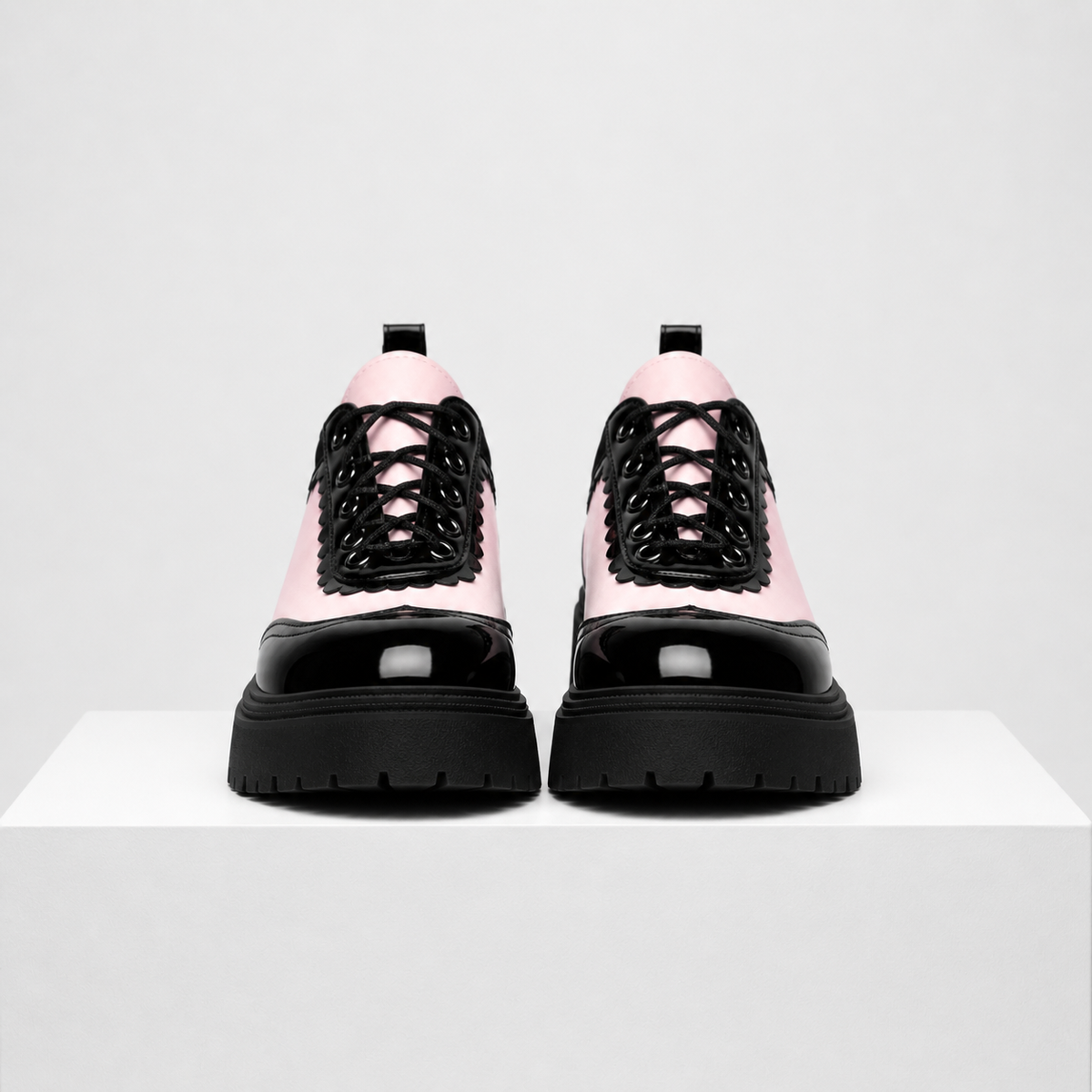 Beatrix wingtip platform oxford shoes with lace-up closure in pink and white