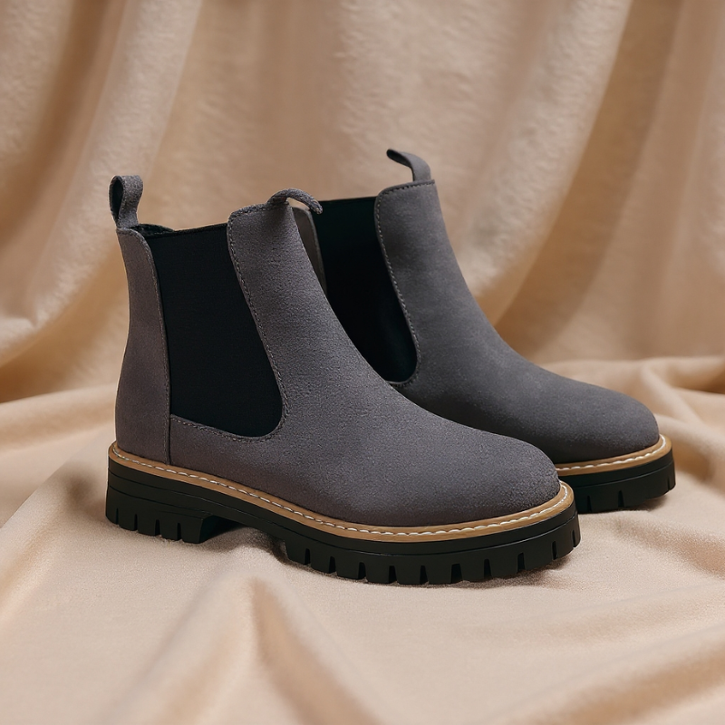 Suede Chelsea boots with elastic sides and pull tabs in grey and green