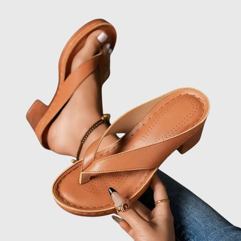 Gianna | Anti-Slip Slide Sandals in Gold, Black & Brown