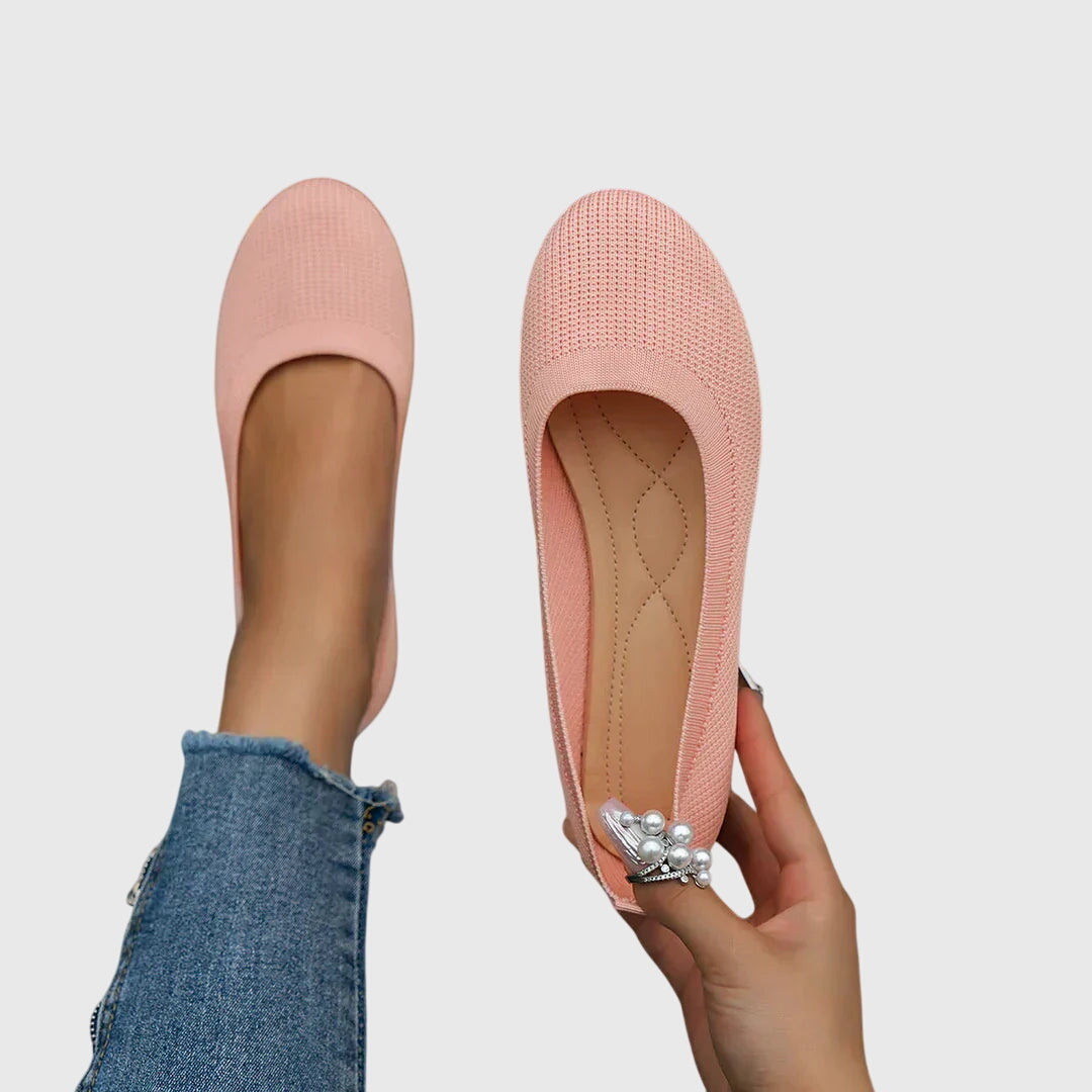 Womens anti-slip breathable slip-on shoes in a range of colours