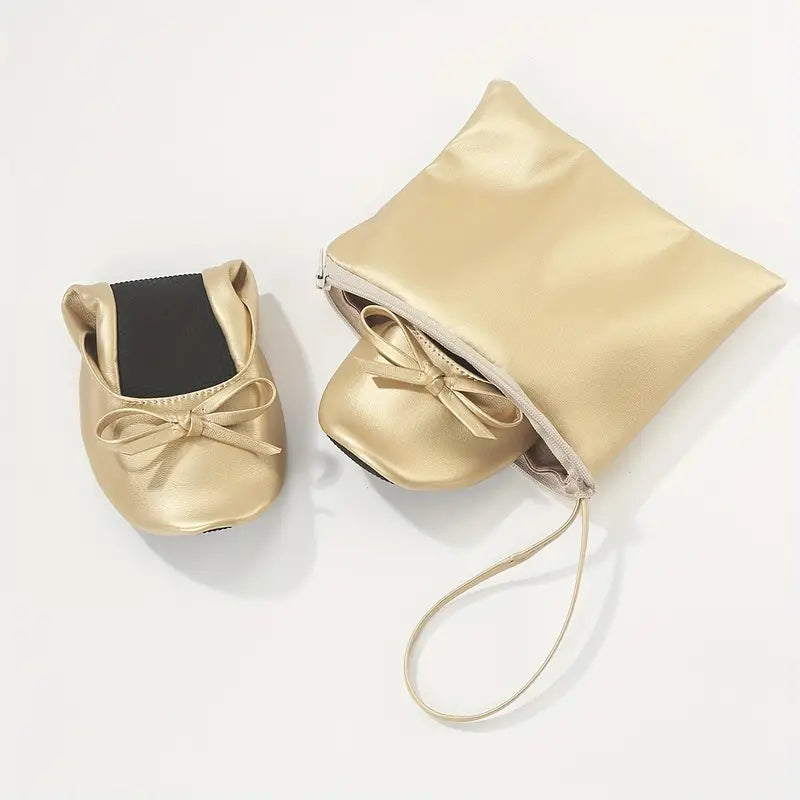 Foldable ballet flats with matching carrying case in neutral tones