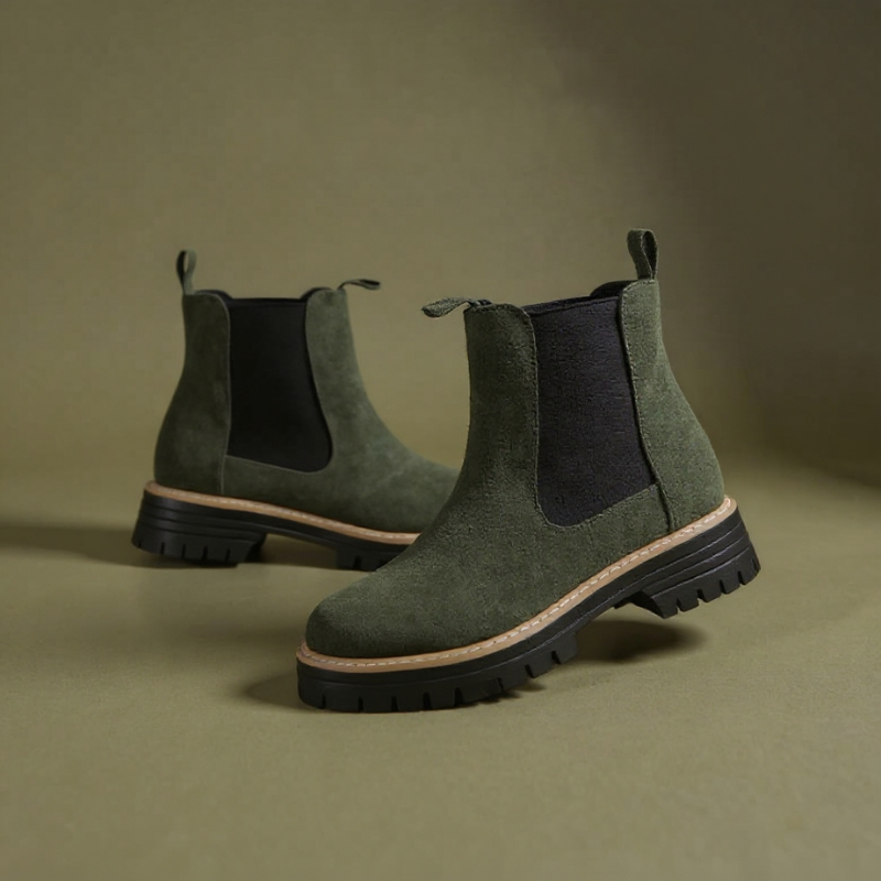 Suede Chelsea boots with elastic sides and pull tabs in grey and green