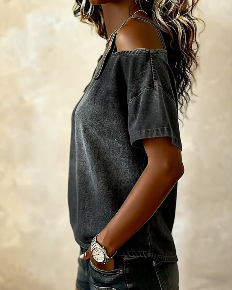 Patricia off-shoulder denim shirt in a classic wash with a relaxed fit