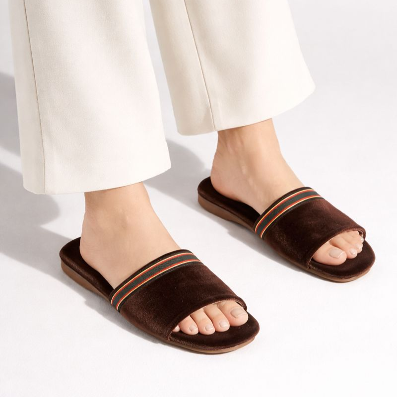 Velvety open-toe slippers with ribbon detailing in red, green and brown