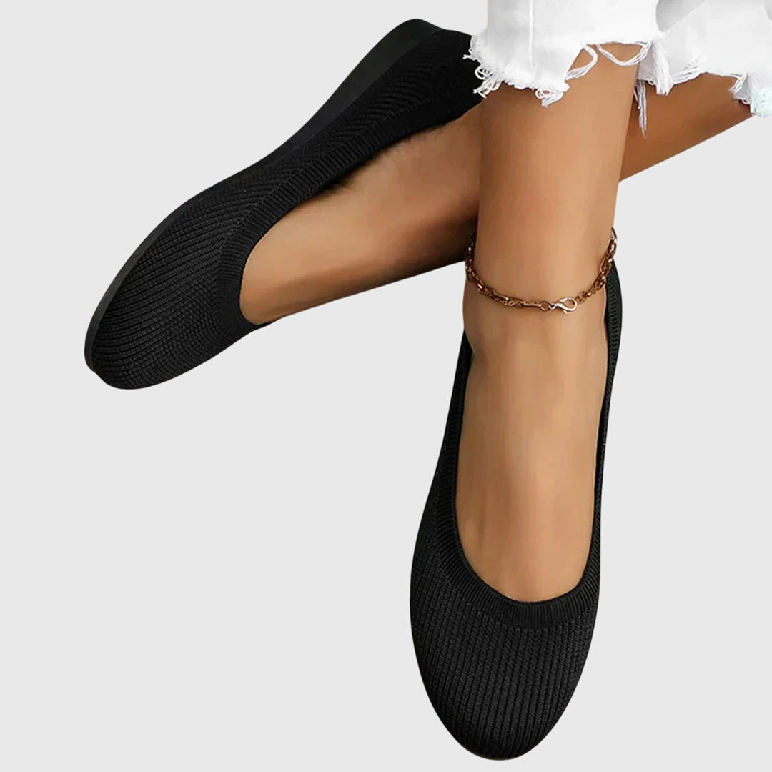 Womens anti-slip breathable slip-on shoes in a range of colours