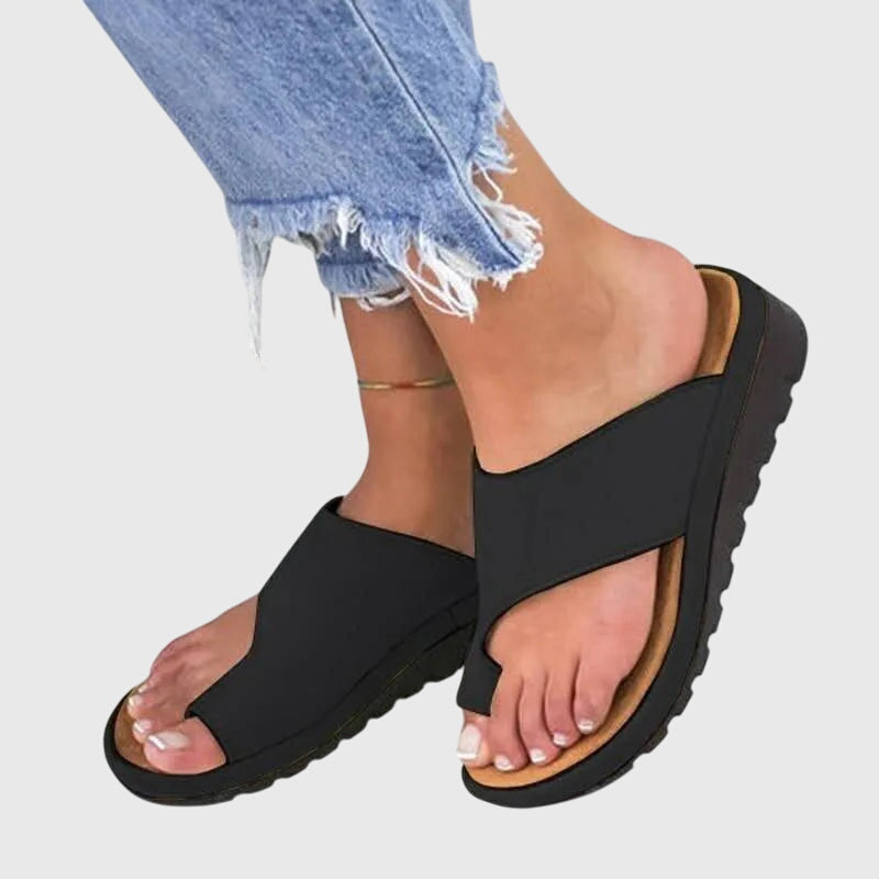 Lizzie | Slip-Resistant Metallic Summer Sandals