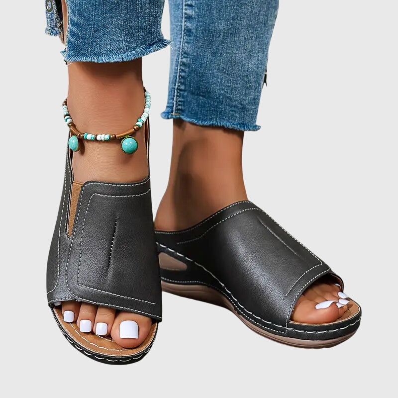 Aretha | Contoured Footbed Non-Slip Sandals