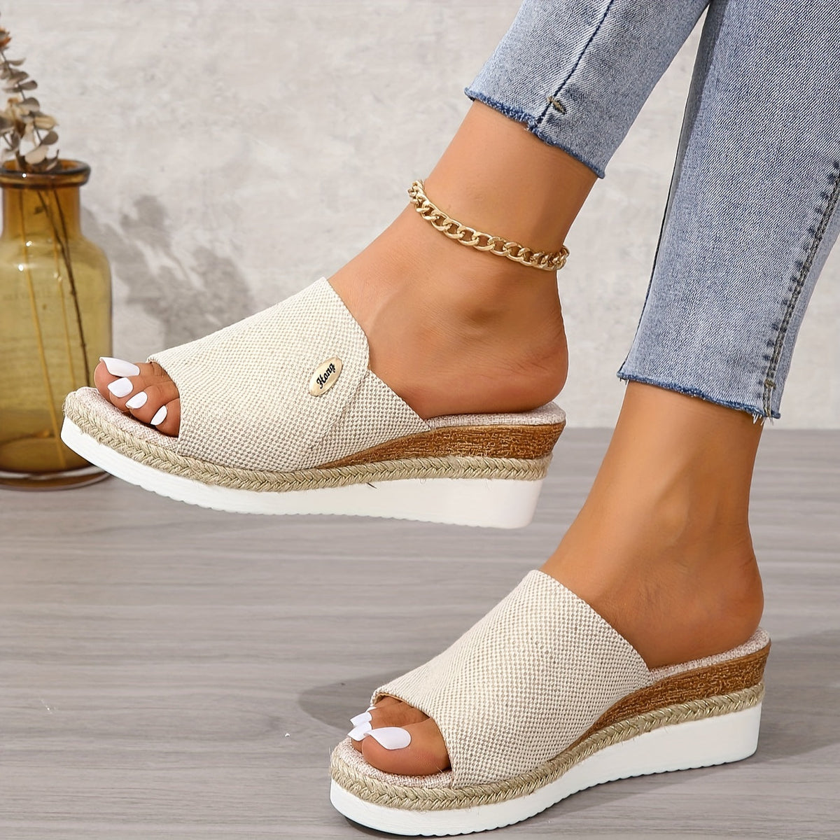 Marisol wedge sandals detail