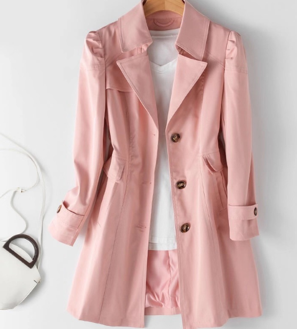 Women's half-length classic trench coat with lapel collar and button closure
