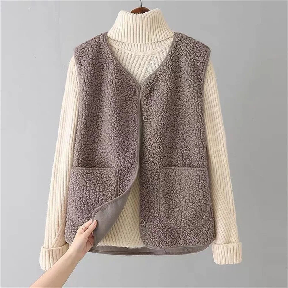 Faye luxe fleece vest in warm neutral tones, styled for easy everyday layering