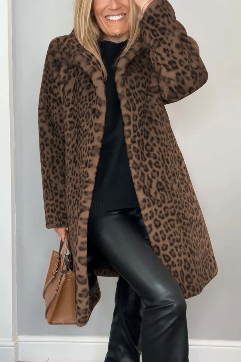 Rosa leopard print winter coat with tailored silhouette in khaki and white