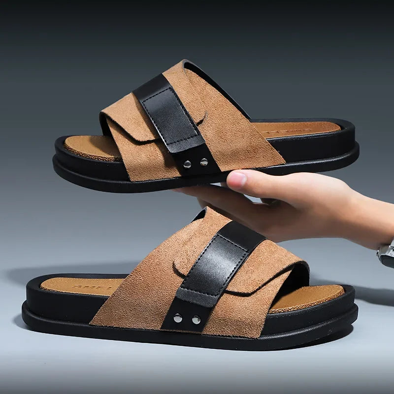 Suede and leather slip-on slippers with cushioned sole in brown and black
