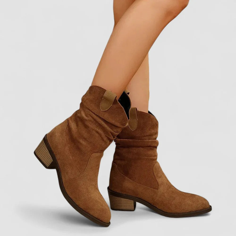 Rachy orthopedic comfort boots with cushioned sole in brown and black