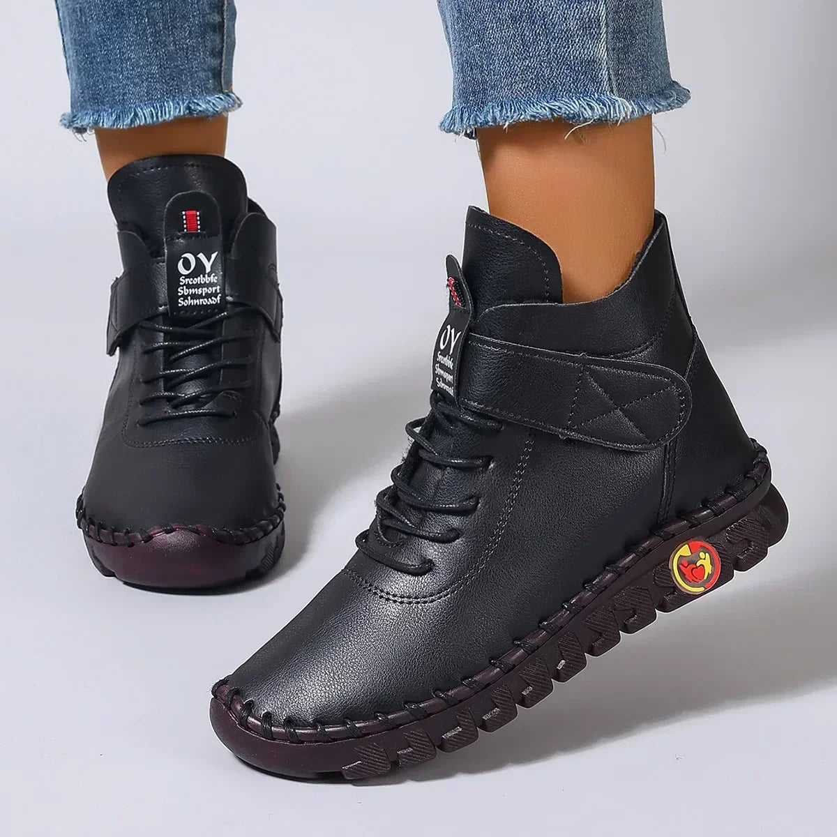 Vexia | Fleece-Lined Hand-Stitched Round Toe Boots