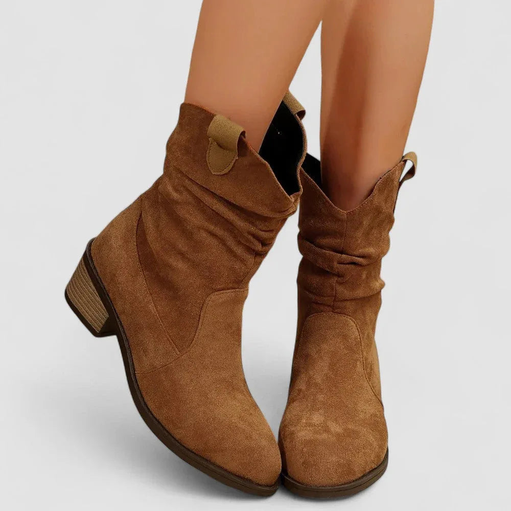 Rachy orthopedic comfort boots with cushioned sole in brown and black