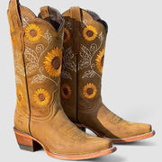Daisy Western ankle boots with block heel and classic stitching in brown suede
