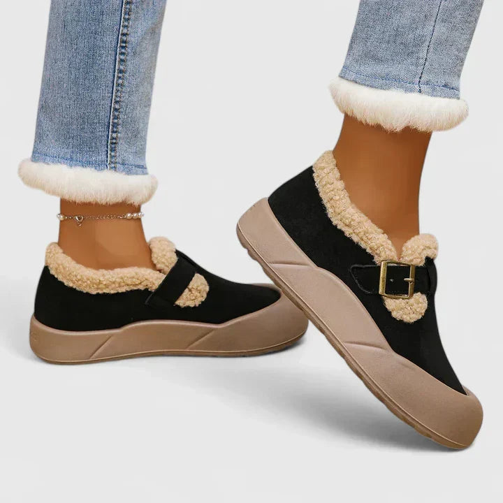 Antoniyssa | Slip-On Everyday Boots in Black & Brown