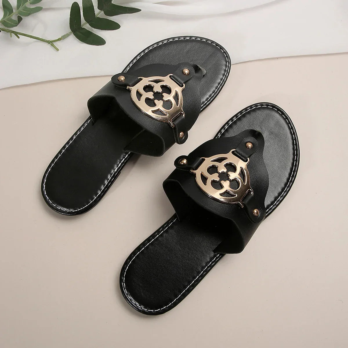 Womens Mandala slip-on slippers with cushioned insole and decorative ornament