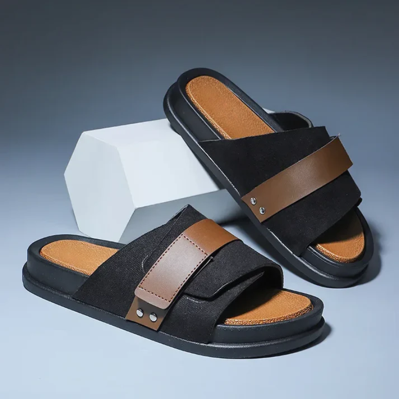 Suede and leather slip-on slippers with cushioned sole in brown and black