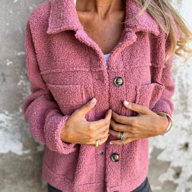 Luna plush teddy jacket with classic collar, front pockets and tortoiseshell-effect buttons