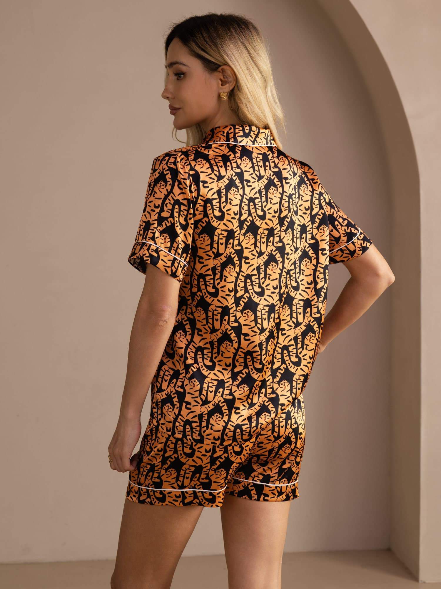 Agnes tailored pyjama set in black tiger print pure mulberry silk