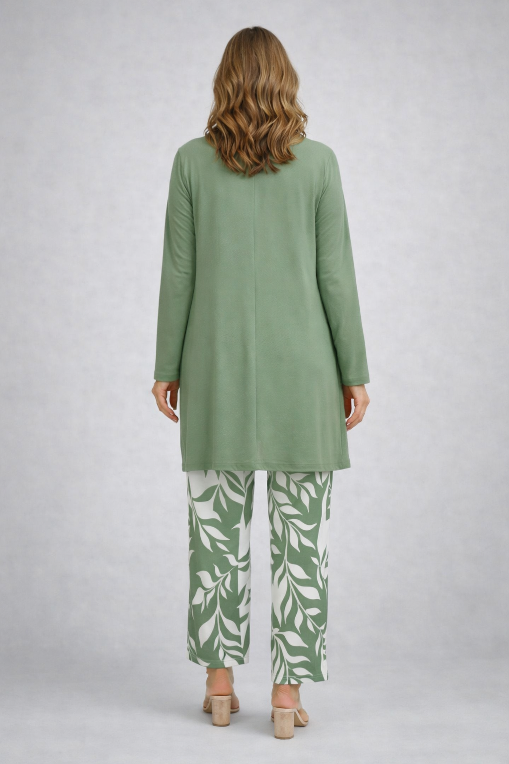 Eirwen green three-piece coordinated set for women