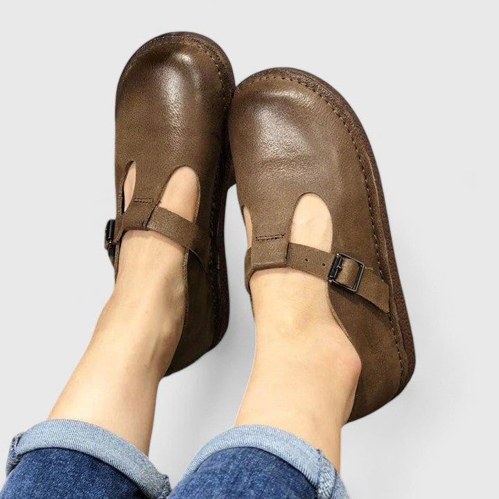 Nessa classic strap flats in brown and black with a cushioned sole