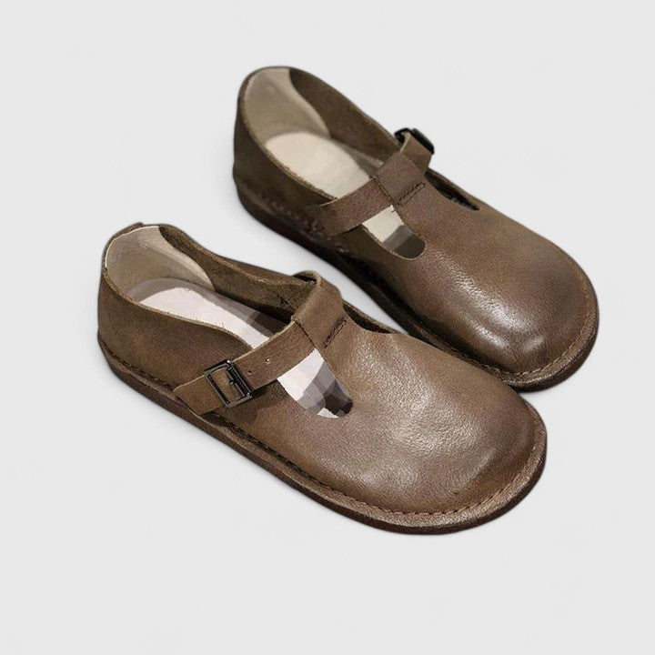 Nessa classic strap flats in brown and black with a cushioned sole