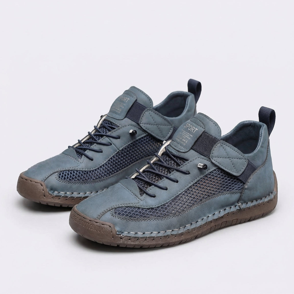 Willow lightweight women's sneakers shown in white, navy and olive green colourways