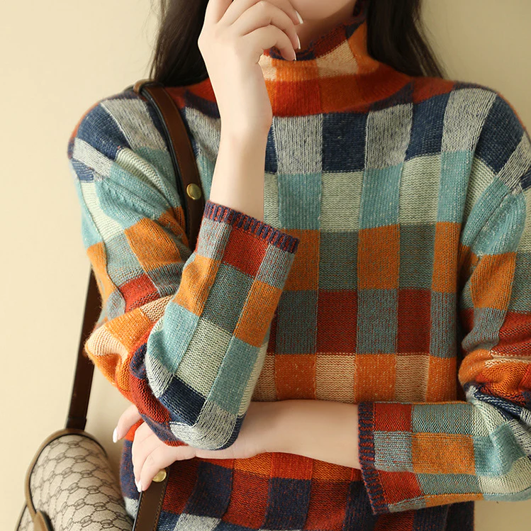 Marchetta warm luxury cashmere jumper with cosy knit texture and flattering fit