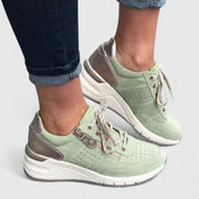 Comfortable everyday women's sneakers in a neutral shade, casual slip-on style