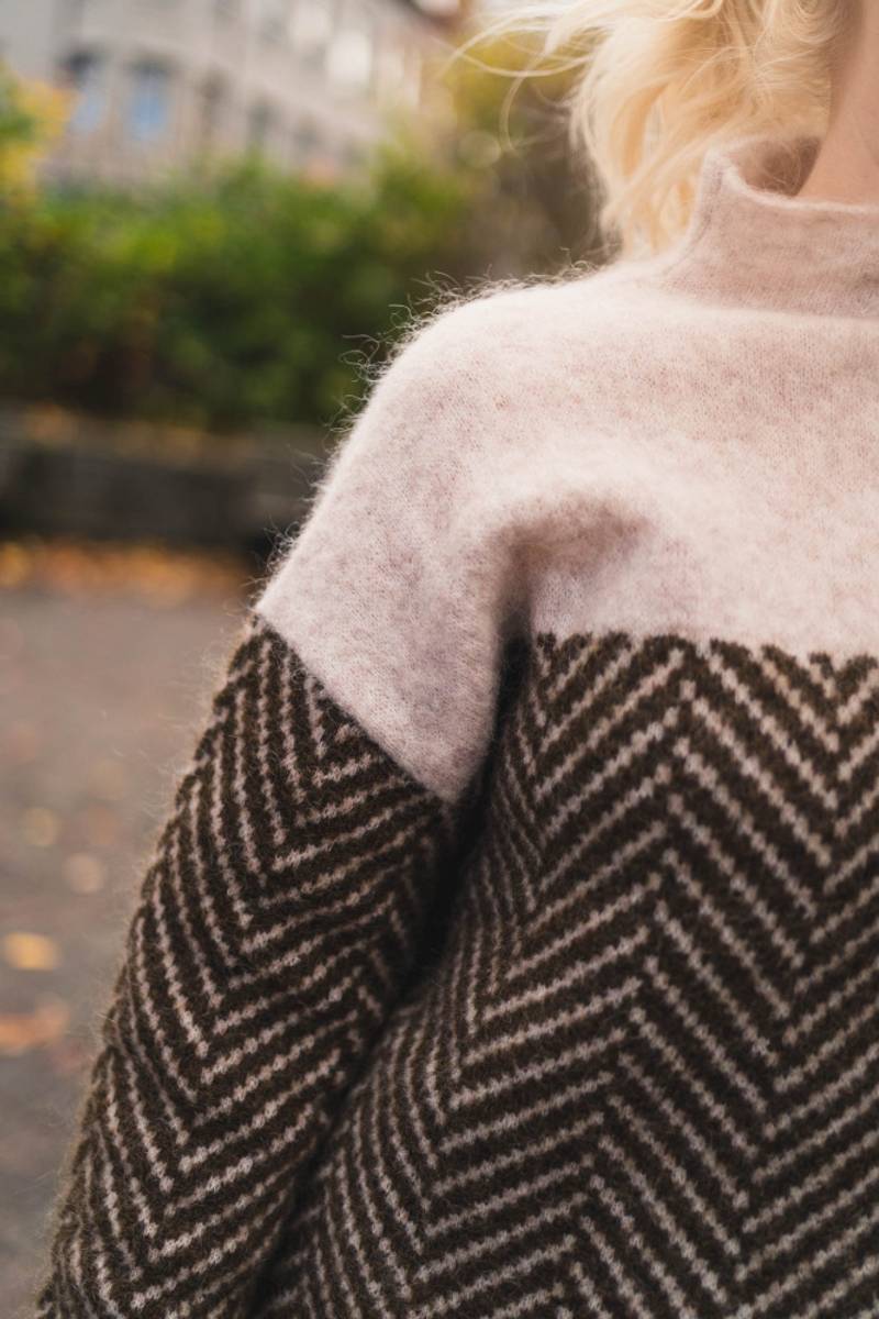 Gia luxury cashmere turtleneck jumper shown in oak brown, midnight blue and lilac violet